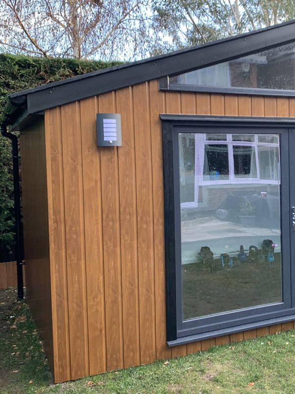 The side view of the garden gym
